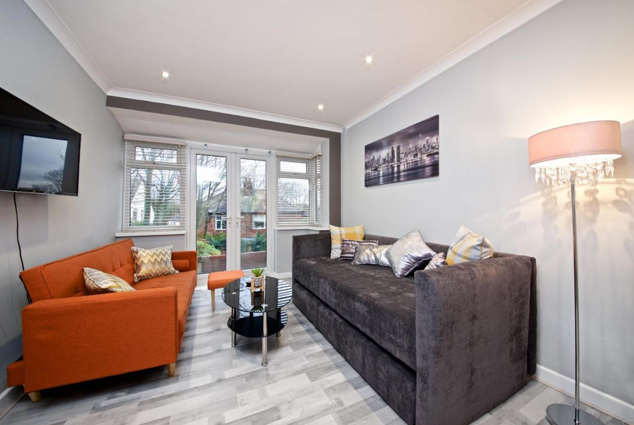 Beautiful Cozy Home With Free Parking Manchester Exteriör bild